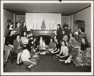 LaChaumiere students enjoy a Christmas sing in 1946