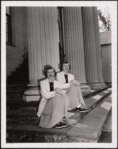 Julia and Cynthia Lacy '53