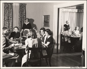 Grantlands. Dining room - 1953?