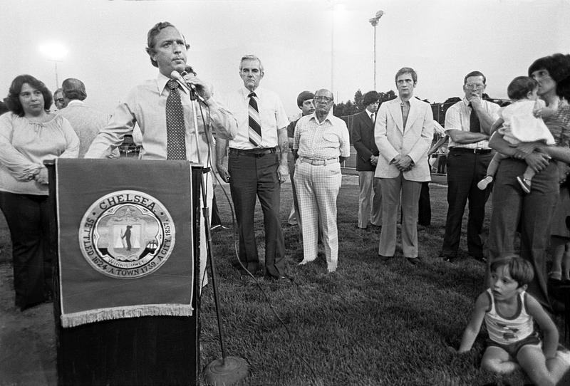 Mayor Pressman addresses