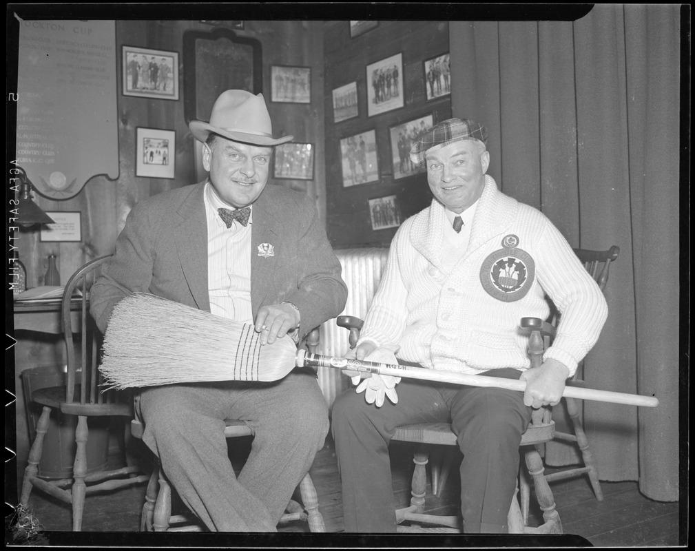 Members of the Hamilton Thistle Curling Club