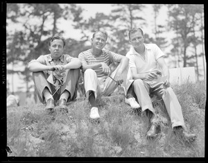 Three good golfers