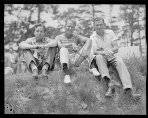 Three good golfers