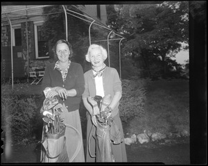 Misc. Boston (two women with golf clubs)