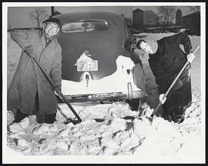 Memorial Drive Cambridge from California L+R. Roy Reed, Beth Hamman. Weather Blizzard.