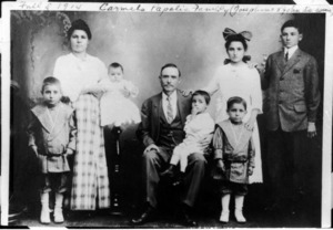 Papalia Family, 1914.