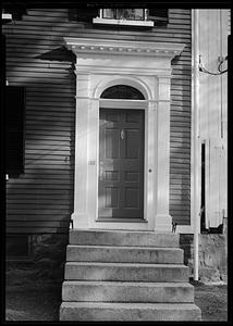 166 Washington Street doorway