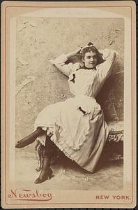 Nina Farrington