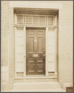 Boston, Massachusetts. Doorway, 6 Acorn Street