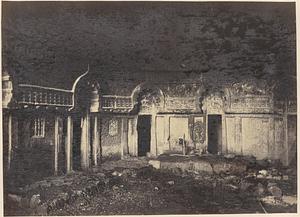 Bedsa, Poona, Buddhist caves, Vihara cave, interior