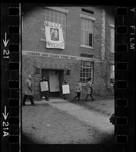 Student protest outside of Ford Hall during sit-in at Brandeis University