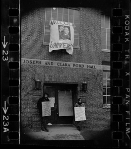 Student protest outside of Ford Hall during sit-in at Brandeis University