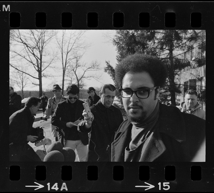 Randall Bailey outside of Ford Hall talking to press during Brandeis University sit-in