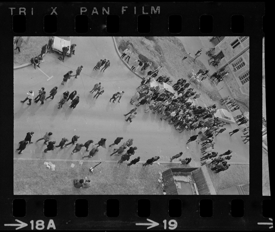 Birdseye view of crowd on campus during Boston College sit-in