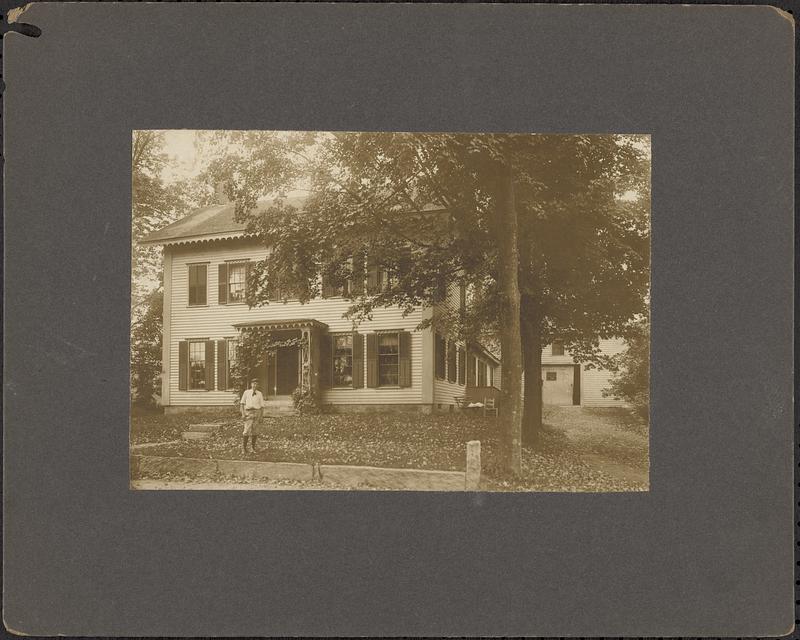 Charles Seaver house on 227 Wood St.