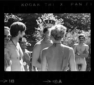 Nudist beauty contest winner, Assonet