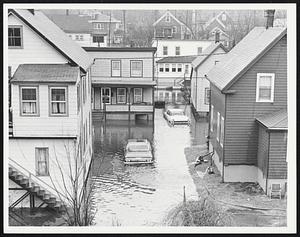 Miller St Quincy