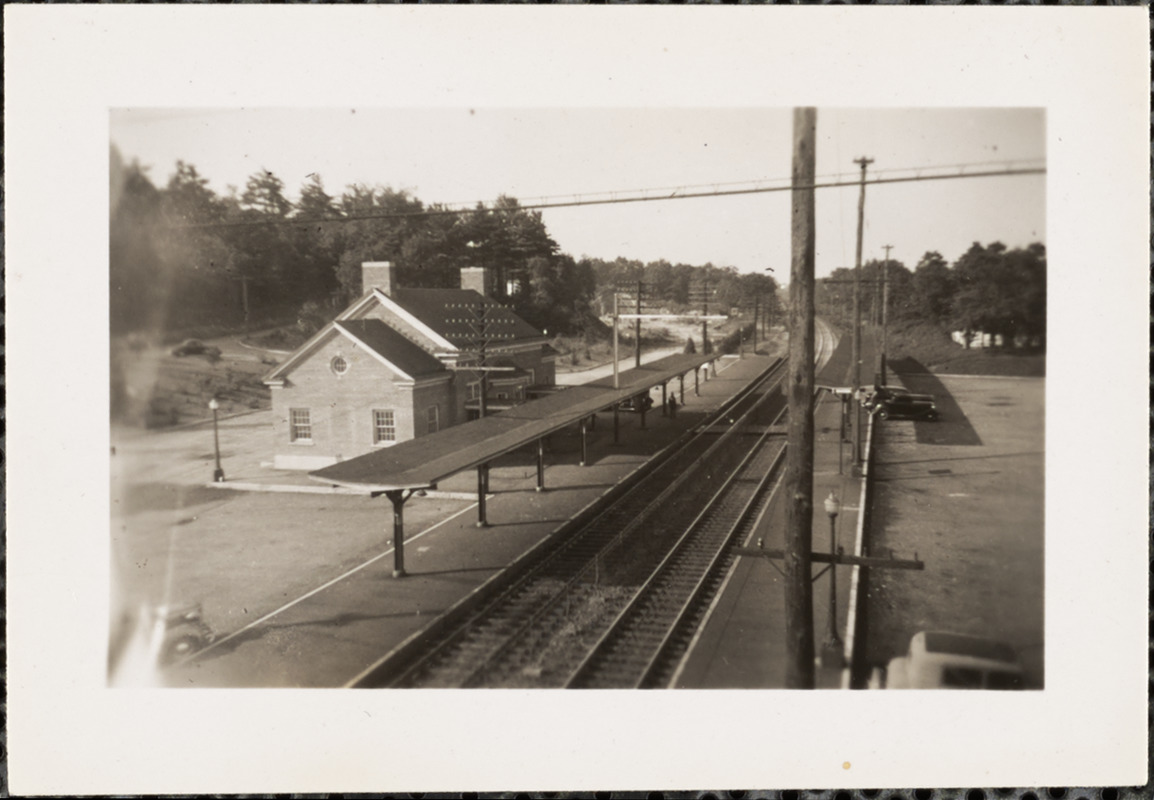 Sharon Train Station