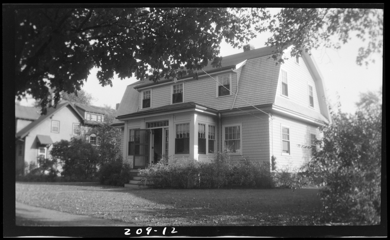 12 May St - Digital Commonwealth