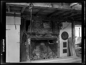 Marblehead, Old Bubier House Interior