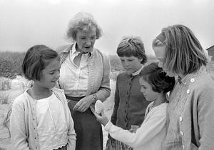 Children's Museum class, Barney's Joy Beach, Dartmouth