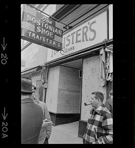 Traister's shoe store