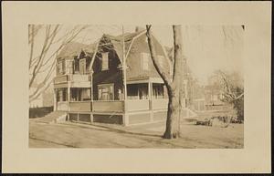 View from the street of the Fiske House, 23 Pleasant Street