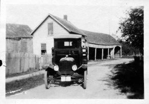 Leonard E. Russell's Farm in Danvers, Graduated 1918