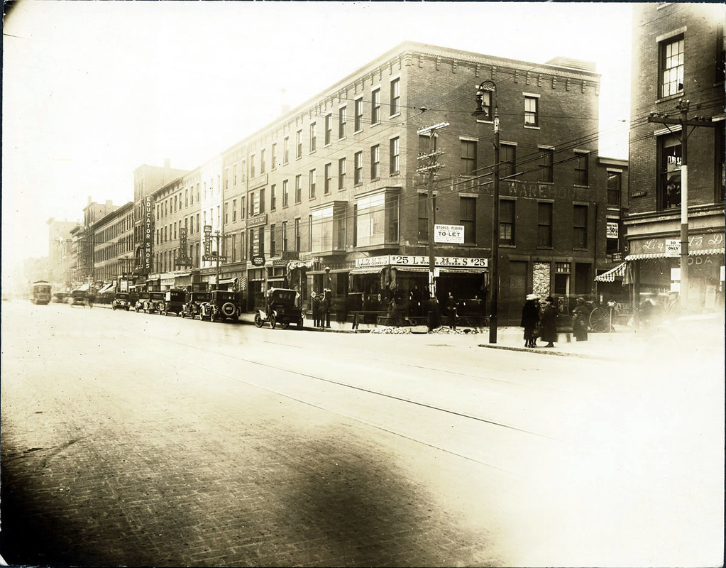 Essex St. south side at Amesbury St. (3 copies); Light's Women's Clothing; Louie's Smoke Shop; Pill Bros. Hardware; Apollo Lunch; Educator Shoes