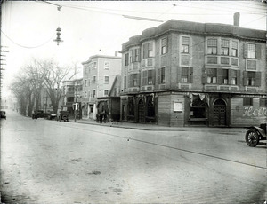 Lawrence St. east side at Chestnut St. looking north (2 copies); J.J. Cummings Wholesaler