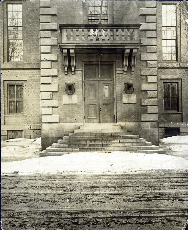 200 Common St. City Hall before remodeling