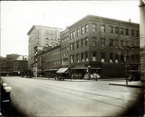 Essex St. north side from Pemberton St.; E.T. Bldg; Weiner's; Bay State Bldg.; Seeton Studio; Liggett's Drugs