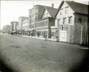 Common St. north side west of Hampshire St. (2 copies); Lawrence Stove; T.H. Lane & Son
