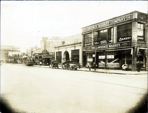 Essex St. south side at Franklin St. (2 copies); Lawrence Market; Weiner's Clothes; Colonial Stock Co.