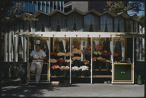 Flower stand, Market Street, San Francisco