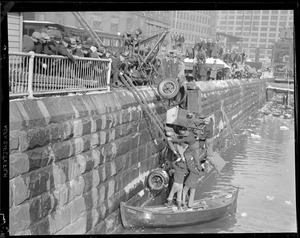 Vincenzo Del Signore drowns when truck plunges into Fort Point Channel