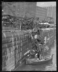 Vincenzo Del Signore drowns when truck plunges into Fort Point Channel