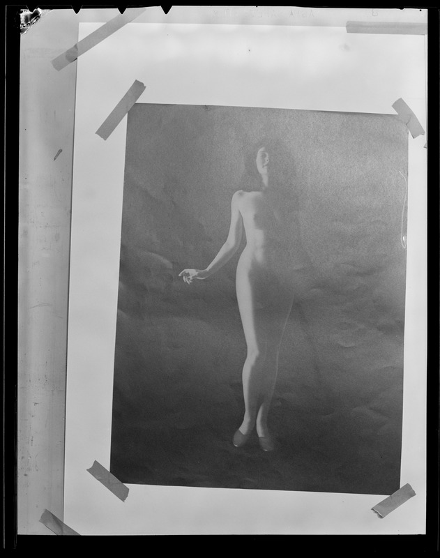 Nude woman