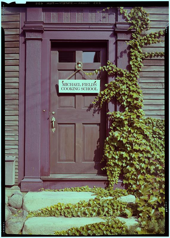 Marblehead, Doorway - 5 Tucker Street