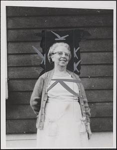 Mrs. Laura Stimpson, 23 11th Ave., Haverhill, Pic Living recipe winner