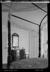 Peirce-Nichols House, Salem, interior, bedroom