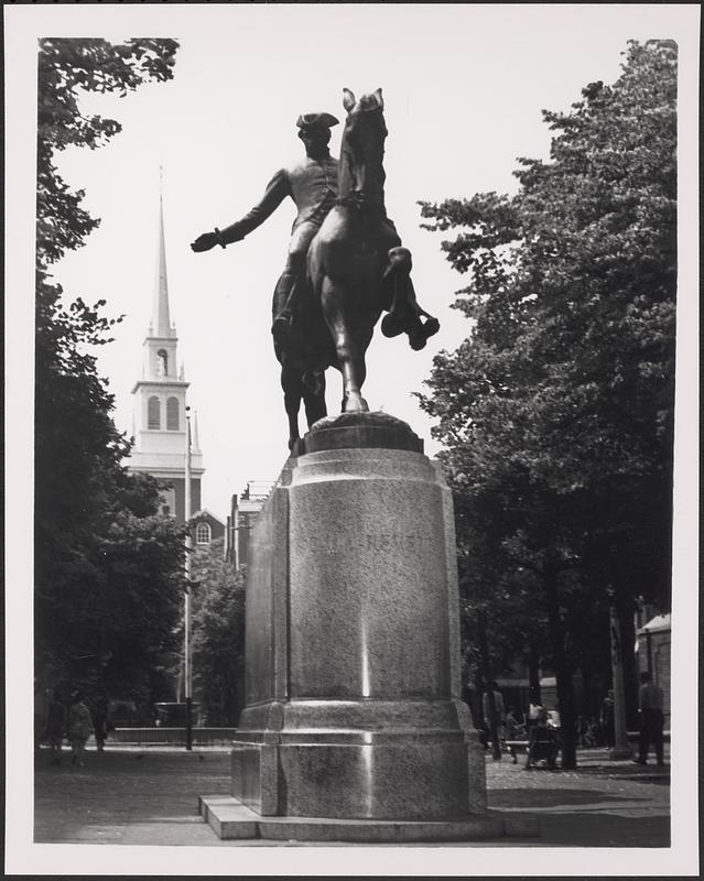 Paul Revere statue