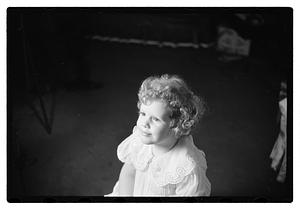 Collier Mrs. & 2 children