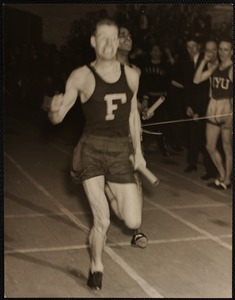Wallace of Fordham beating Jim Herbert in the one mile relay.