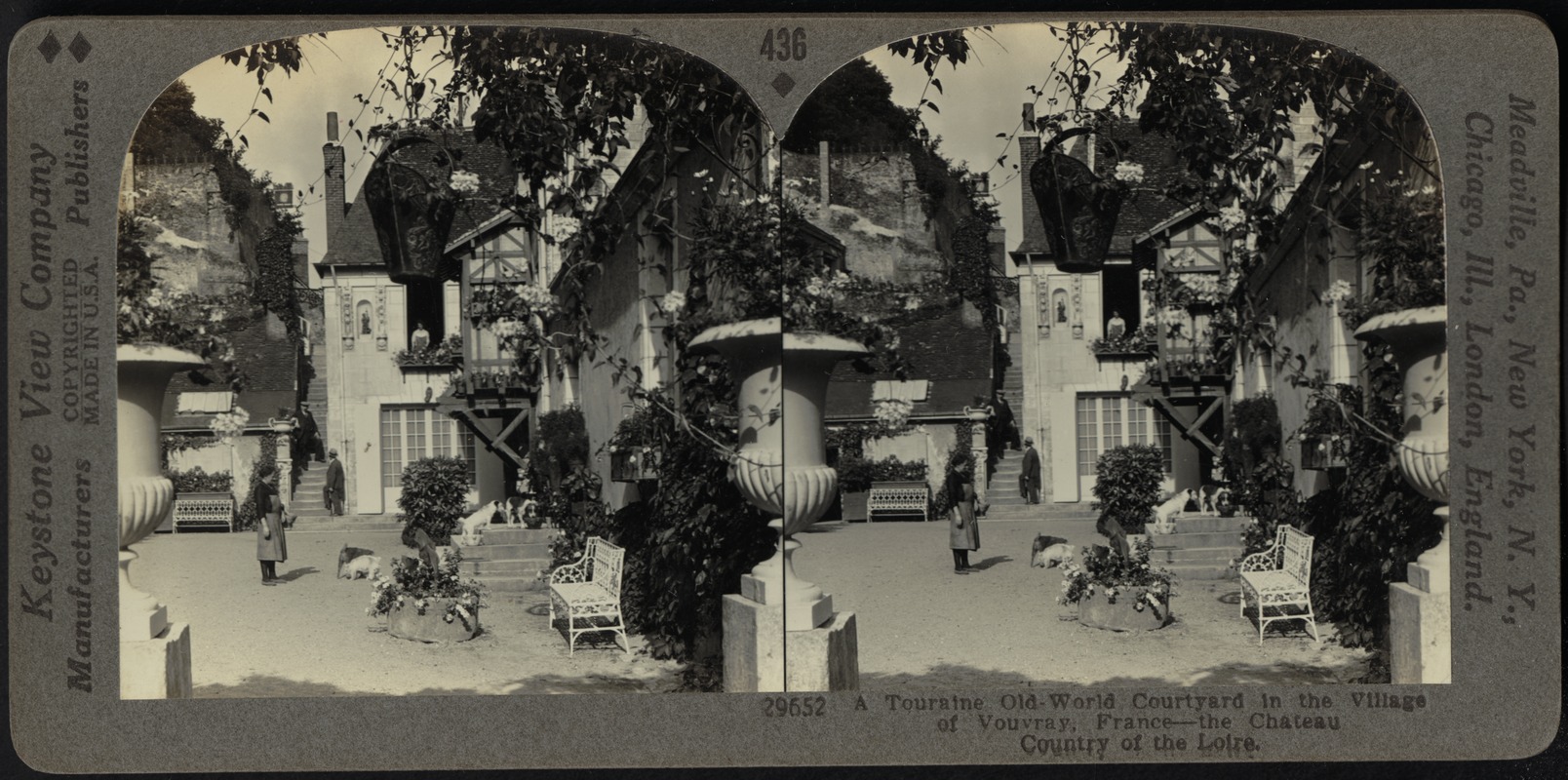 An old world courtyard in the chateau country of France