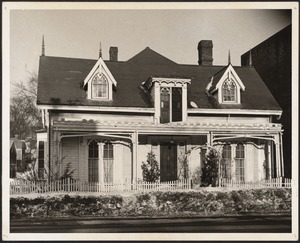 Malone house, 817 Washington St.