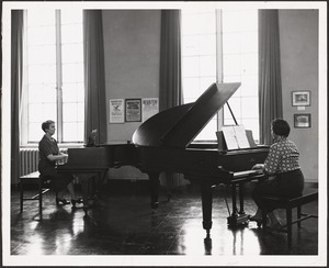 Brookline Library Music Association, Steinway grand pianos, exhibition hall