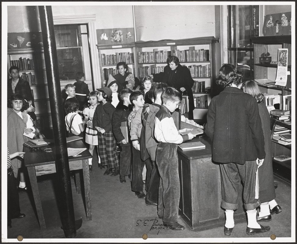 Coolidge Corner Branch interior, 31 Pleasant St., 1927 building