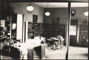 Coolidge Corner Branch interior, 31 Pleasant St., 1927 building