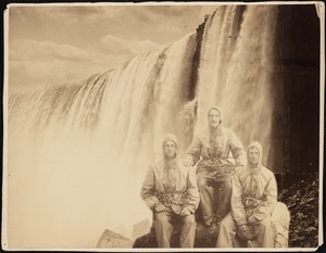 At Niagara Falls. Carl Goodspeed, William Paine, Walter Griggs